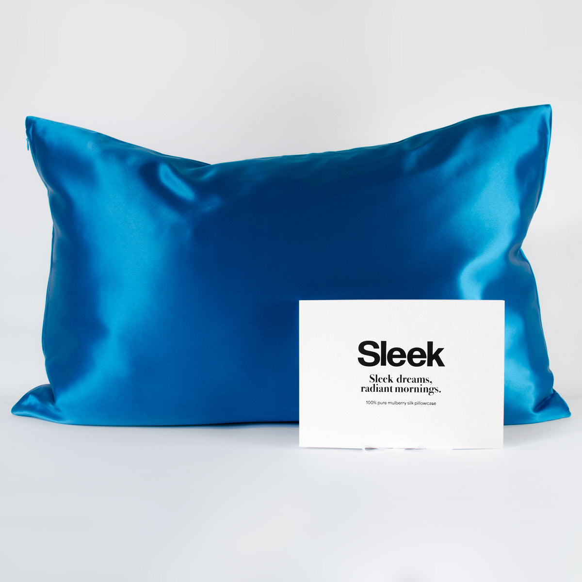 Peacock blue 100% pure mulberry silk pillowcase, 22 Momme, soft and smooth, standard size 50x75cm, zipper closure, gift boxed with a thoughtful message.